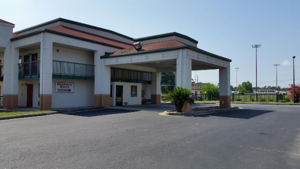 Relax Inn image 1