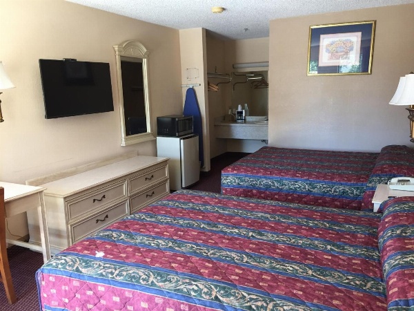 Relax Inn image 28
