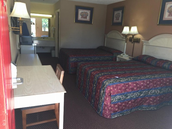 Relax Inn image 29