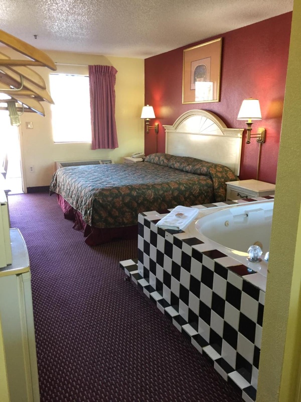 Relax Inn image 35